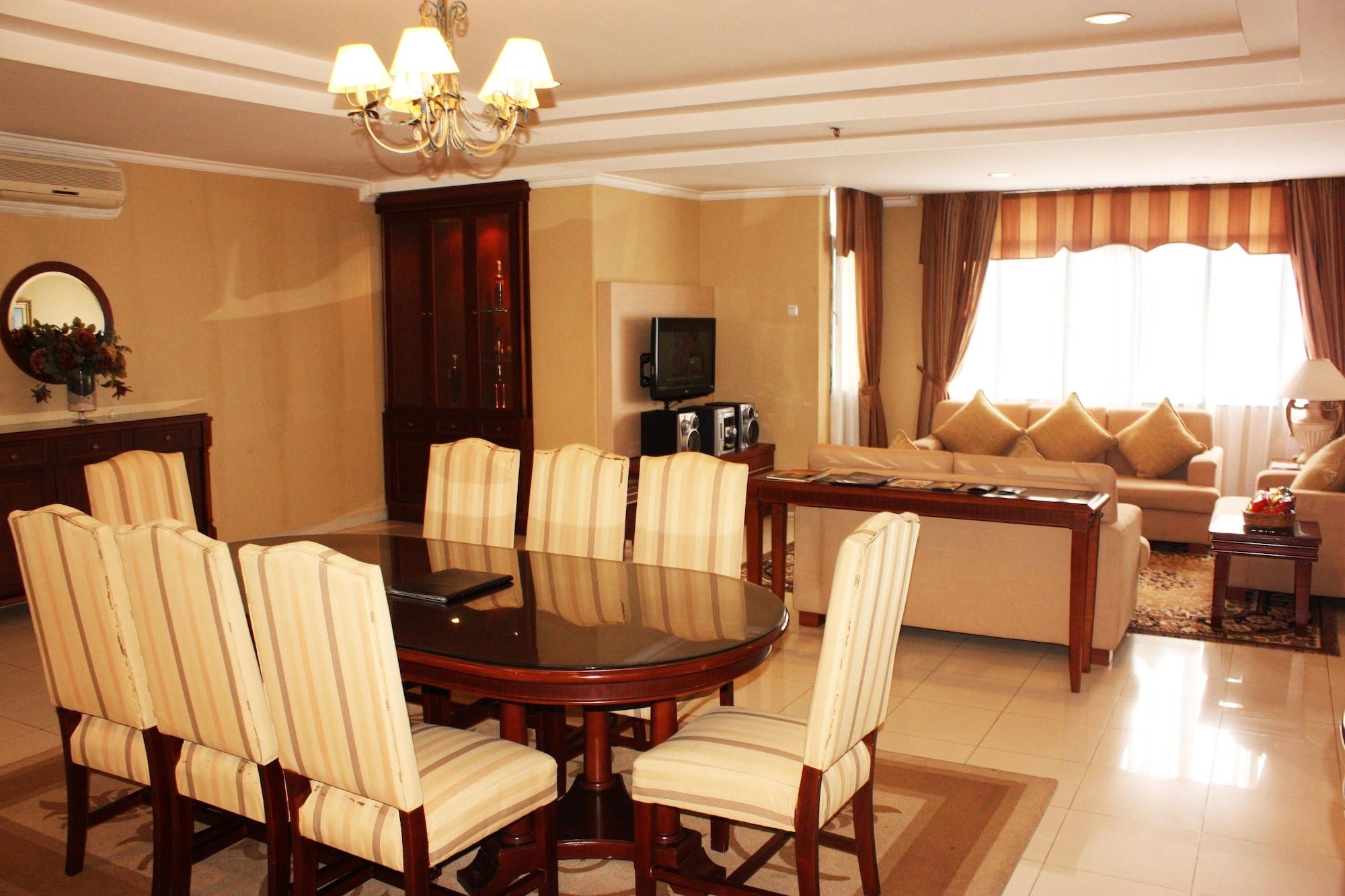 Travellers Suites Serviced Apartments Medan Exterior photo