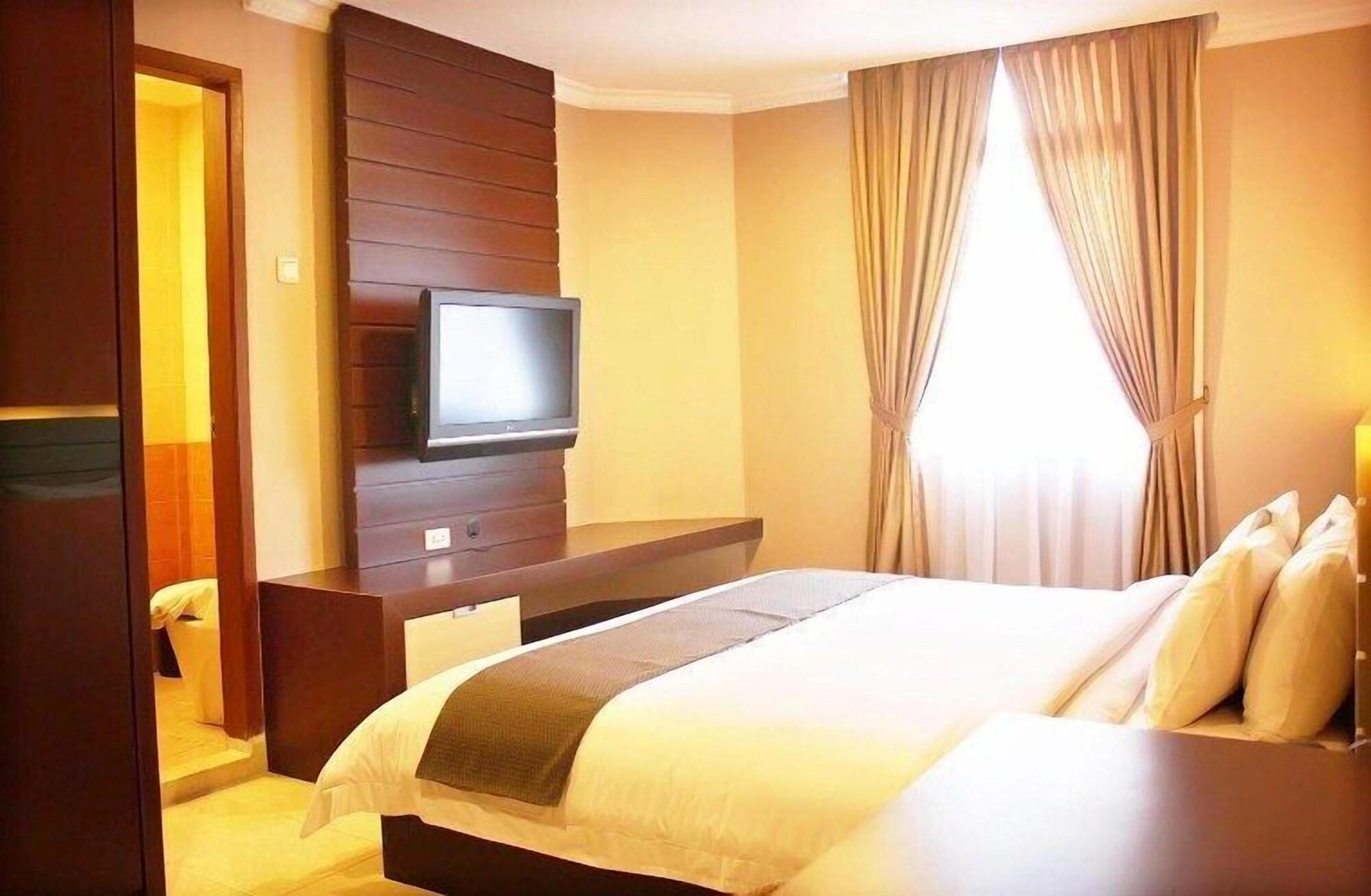 Travellers Suites Serviced Apartments Medan Exterior photo