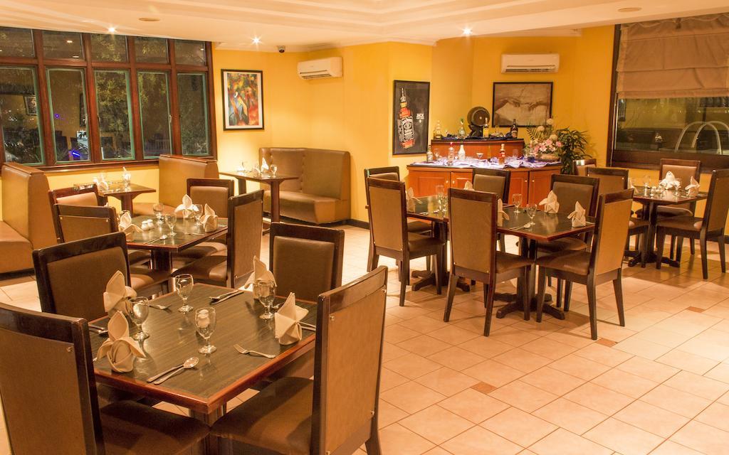 Travellers Suites Serviced Apartments Medan Exterior photo
